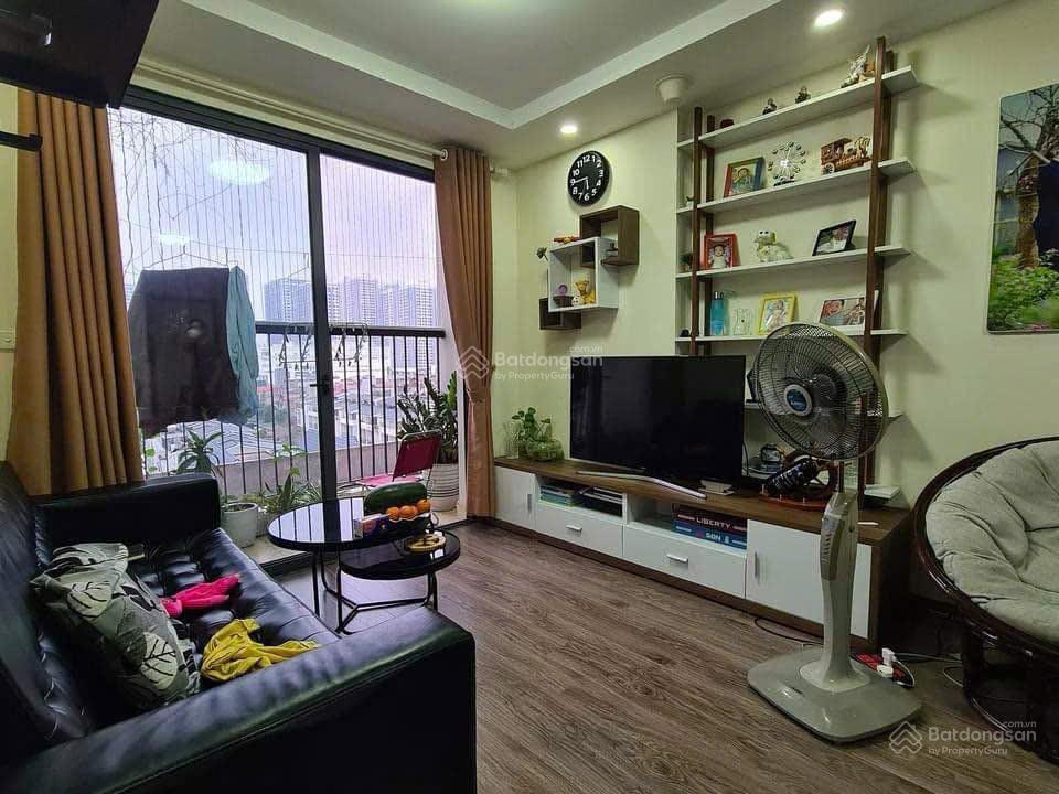 Chính chủ cần bán căn hộ 2 ngủ helios 75 tam trinh gần 5 tỷ đầy đủ nội thất