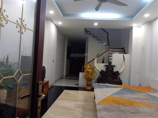 Giá rẻ ! 18tỷ hơn  bán nhà xuân đỉnh  bắc từ liêm . 96m2  5 tầng  ô tô ở ngõ 