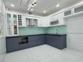 Chính chủ bán nhà, 39m,5tầng cầu giấy,nhỉnh 7tỷ, vừa ở vừa cho thuê, ngõ nông,rộng cách đhsp 100m