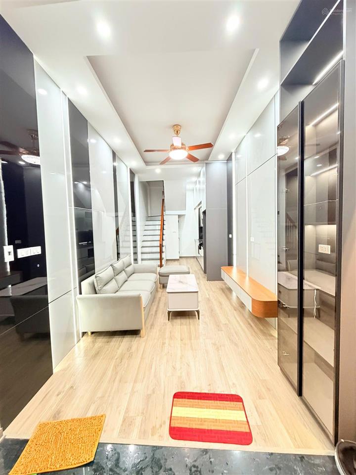 Víp nhỉnh 7tỷ bán nhà chính chủ quan nhân thanh xuân full nội thất ngõ nông