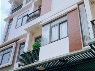 Bán nhà q7, huỳnh tấn phát, võ thị nhờ, khu dân cư nam long, 2 mặt tiền, hẻm xe hơi, 70m2, 8 tỷ