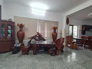 Bán biệt thự mỹ gia có hồ cá, nội thất gỗ quý. diện tích 189.8m2. có hồ bơi. giá 14 tỷ