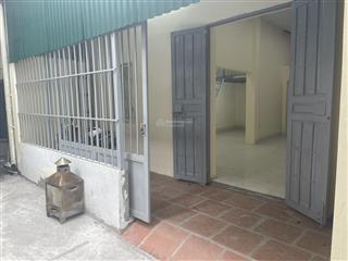 Bán nhà cấp 4 xây mới xây nằm trong ngõ 136 đường cầu diễn (thôn văn trì, phường minh khai cũ)