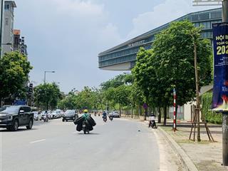 Bán nhà mặt phố miếu đầmđỗ đức dụctừ liêm 9 tầng thang máy 36,5 tỷ. vỉa hè rộng kinh doanh tốt