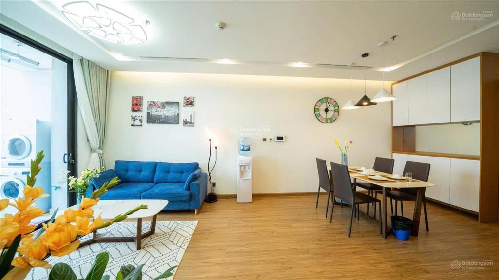Cho thuê căn hộ 2 phòng ngủ cc florence, đồ cơ bản và full đồ giá chỉ 12 triệu.  0838 452 ***
