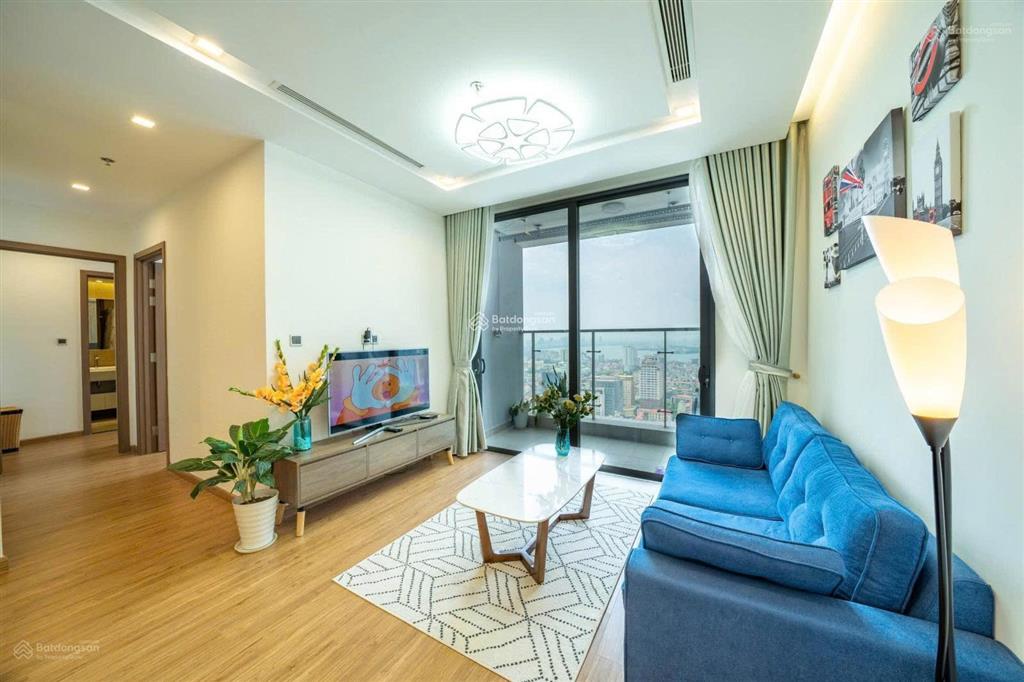 Cho thuê căn hộ 2 phòng ngủ cc florence, đồ cơ bản và full đồ giá chỉ 12 triệu.  0838 452 ***