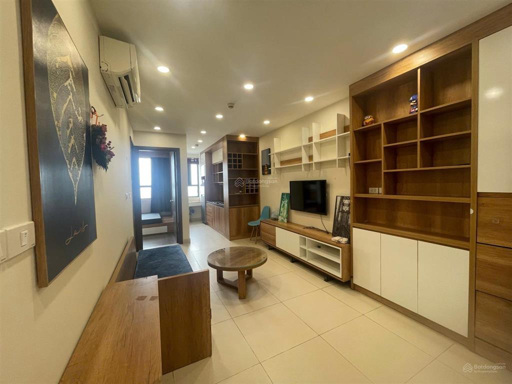 Cho thuê căn hộ 2 p ngủ, đồ cơ bản hoặc full đồ giá 11 triệu.  0838 452 ***. vào luôn