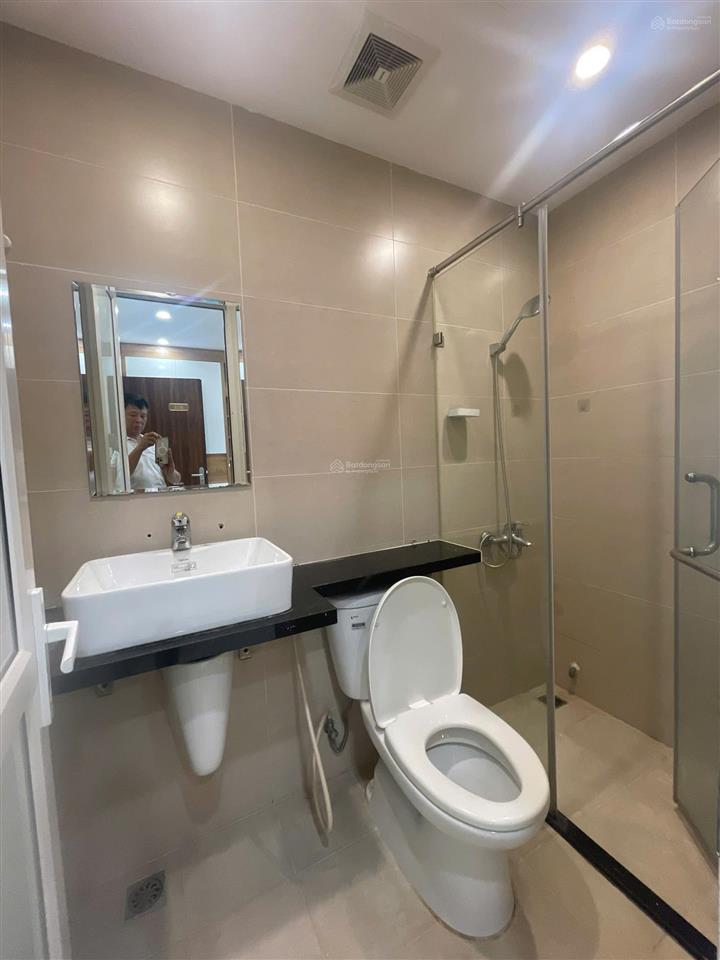 Cho thuê căn hộ 2 p ngủ, đồ cơ bản hoặc full đồ giá 11 triệu.  0838 452 ***. vào luôn