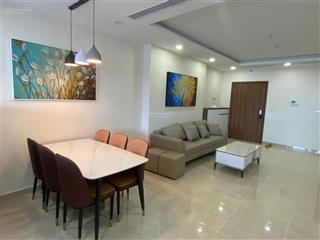 Cho thuê căn góc 102m2, 3 p ngủ full đồ giá 20 triệu. golden park.  0838 452 ***. có slot ô tô
