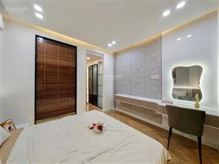 Bán nhà riêng tại phan xích long, 6,65 tỷ, 32m2, 2pn, 3wc, full nội thất, uy tín