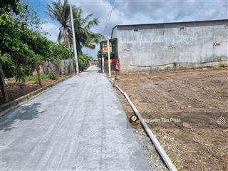 Đất thổ cư sổ sẵn gần kcn phước đông tây ninh. 560tr