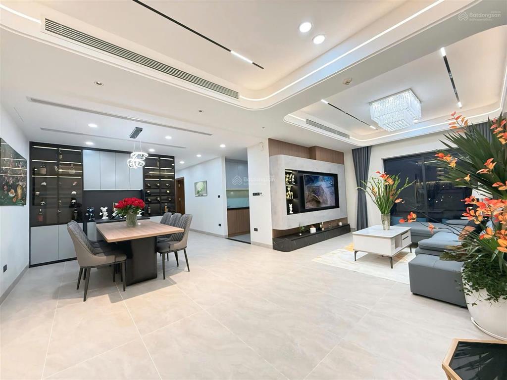 Chính chủ bán căn góc n01b 3pn 96m2, full đồ k35 tân mai, sđcc giao dịch ngay.  0828 101 ***