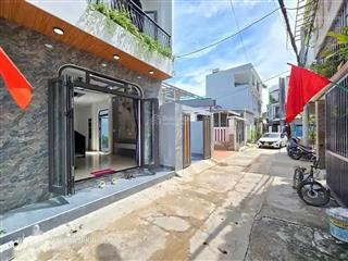 Căn ngộp ung văn khiêm 80m2, 3tyx, hẻm oto 6m, shr sang tên  ngay 0769 708 ***