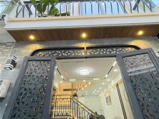Nhà đẹp khu cao tầng hẻm ba gác 31m2 4 tầng 4 phòng ngủ gần emart phan huy ích gò vấp