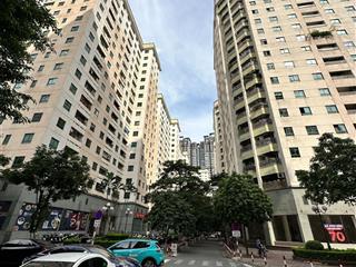 Bán căn hộ 3 ngủ 119m2 tòa 17t1 hoàng đạo thúy. full nội thất hiện đại