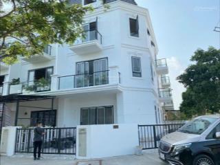 Bán shophouse 2 mặt tiền sim city