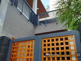 Cần bán gấp căn nhà hxh 1/ đường bạch đằng gần hàng xanh, 5,7x18m, 4 tầng 4pn/5wc, giá 10.5 tỷ tl