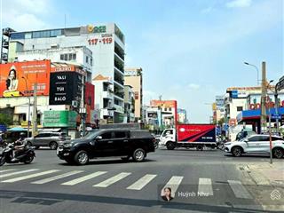 Siêu hiếm mua nhà tặng đất  ngang 5.5m 2 tầng ngay ngã tư hàng xanh giáp q. 1, chỉ 107tr/m2
