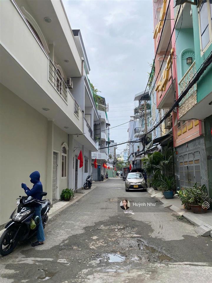 Bán lô đất siêu đẹp đường hoàng hoa thám kế chợ cây quéo xây được 5 tầng, 4.3x17.5m, giá 9 tỷ