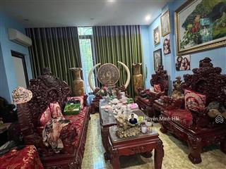 Bán nhà hoàng quốc việt, mặt ngõ oto tránh, 6 tầng, 69m2, 19,5 tỷ