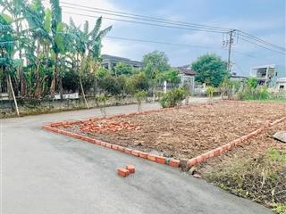 Cần bán nhanh lô góc 2 mặt đường  full thổ cư  chỉ 7xxtr  sổ sẵn