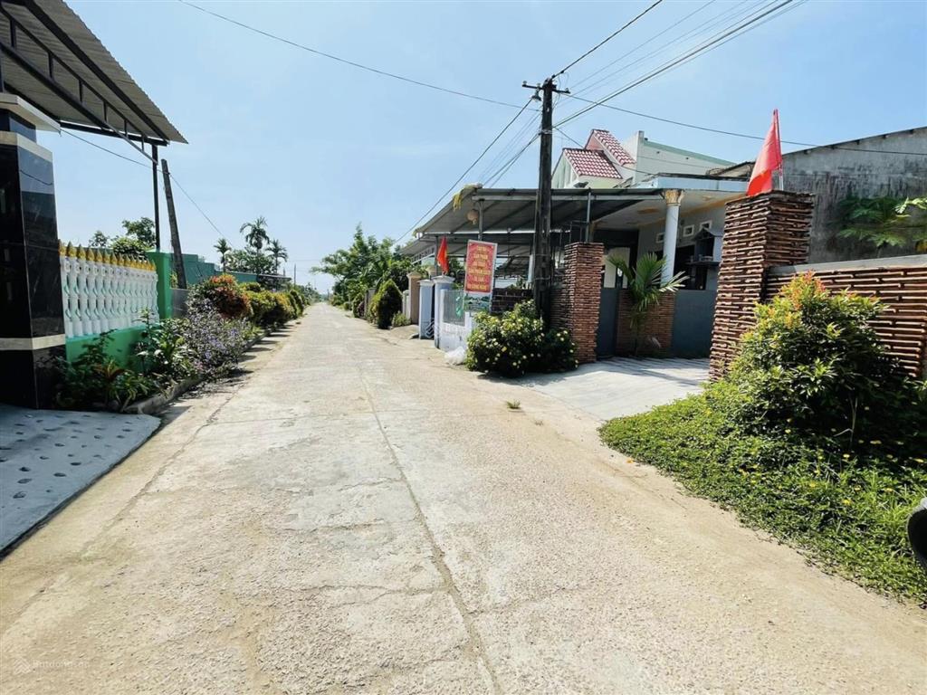 180m2, full thổ cư, mặt tiền đường trục chính quy hoạch 7m5, giá chỉ 1ty1xx