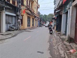 Đất vàng nhật tảo, ngõ ô tô đỗ cửa  giáp kđt ciputra  sổ đỏ vuông vắn, xây chdv cực đẹp, dt 160m2
