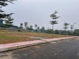 Bán đất tại xã thạch hòa, thạch thất, hà nội, 30 triệu/m2, 100m2, chính chủ đẹp, nhiều tiện ích