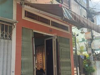 B.á.n nhà 2 tầng, xe hơi đỗ cửa  cách phan văn trị vài chục mét 
vip bình thạnh giá 4.3 tỉ tl