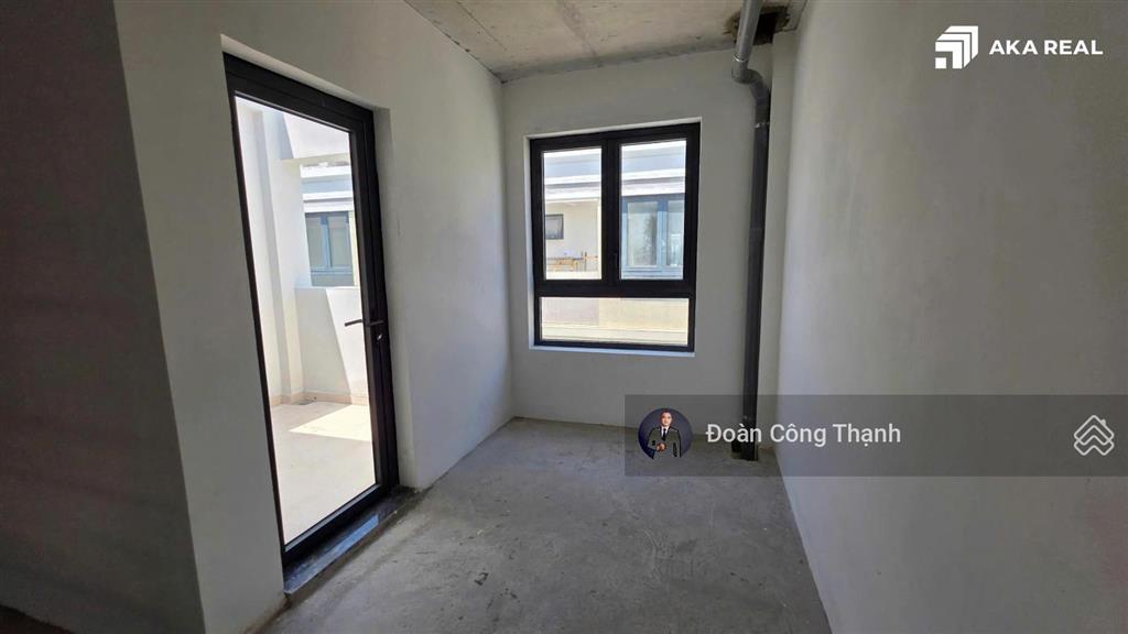 Cần bán căn nhà phố classia khang điền  sổ sẵn, 5x18m, giá 18,9tỷ