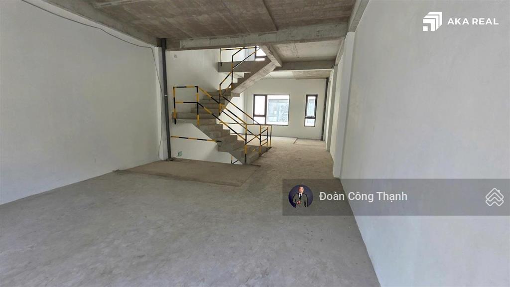 Cần bán căn nhà phố classia khang điền  sổ sẵn, 5x18m, giá 18,9tỷ