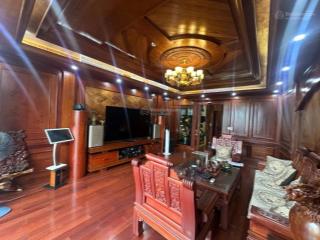 Biệt thự đẹp. chủ nhà chuyển đi nước ngoài giao bán căn