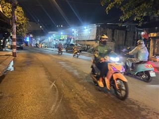 Quận tân phú 4.8 tỷ nhà đẹp 2 tầng 3pn hẻm thông ô tô gần mặt tiền lương thế vinh