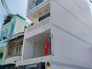 Bán nhà phố mới 100% diện tích sàn 300m2 giá 7.6 tỷ còn thương lượng