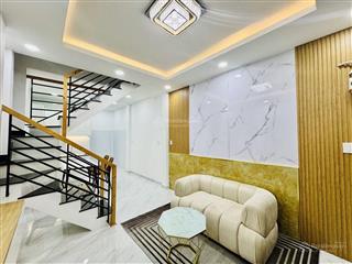 Bán nhà hẻm xe hơi thông kênh nước đen. 40m2. 2 tầng. chỉ 2.8 tỷ