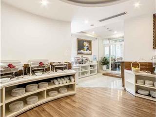 Bán khách sạn 4 sao quan thánh, ba đình, doanh thu 9 tỉ/năm, 470mx7 tầng, 250 tỷ, 0985 696 ***
