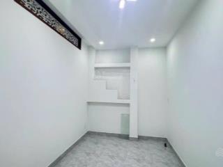 Nhà đẹp 4t mặt tiền đ.10.5m lề 5m ngay sát cầu tình yêuvip trí vip du lịch đà nẵngchỉ 17,x tỷ