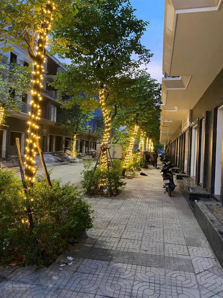 Bán căn nhà phố dãy sh02 diện tích 75m2 xây 4 tầng  shop 2 mặt tiền  chỉ cần 3,5 tỷ