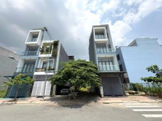 Đất kdc phú hồng thịnh 9, phường bình an, tp dĩ an
đất 3,550 tỷ  60m2 thổ cư 100%. sổ hồn
