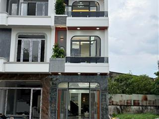 Bán nhà hoàn công tại p.an phú  tp.hồ chí minh diện tích 4,5x15=67,5m2  full thổ cư đ/c