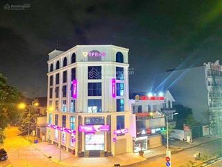 Bán 3 lô đất liền kề mặt tiền đường số 9  tthc dĩ an  diện tích  gần 600m2, ngang 15m
 vị trí