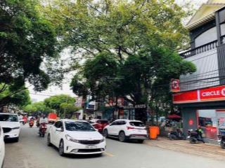 Hàng hiếm lắm luôn mặt tiền gs1 big c dĩ an. giá 11tỷ990 ngang 5m diện tích 81m2