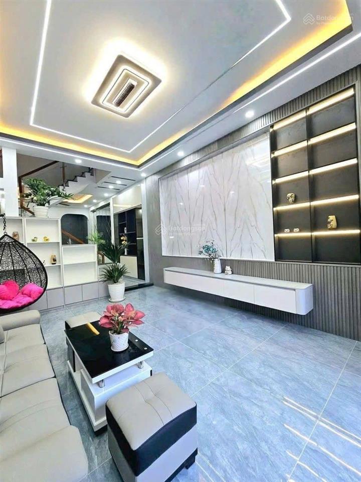 Bán gấp nhà tân đông hiệp dĩ an. chính chủ. giá 5ty9 nhà 1 trệt 2 lầu lầu nội thất thất xịn