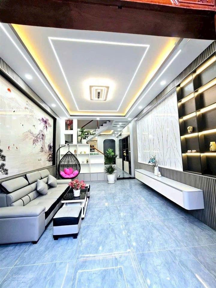 Bán gấp nhà tân đông hiệp dĩ an. chính chủ. giá 5ty9 nhà 1 trệt 2 lầu lầu nội thất thất xịn