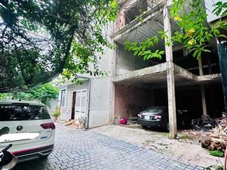 BÁN NHÀ  PHÂN LÔ CÁN  BỘ HỌC VIỆN TƯ PHÁP –LÊ VĂN LƯƠNG – Ô TÔ TRÁNH – KINH DOANH – 100M²
