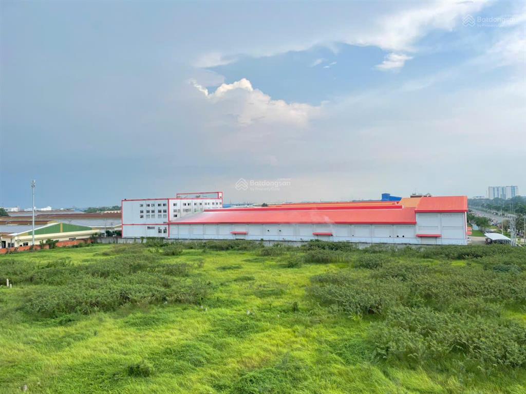 Bán đất góc 2mt trong kcn trảng bàng, tây ninh 27.727m2, giá 2,6 triệu/m2, pháp lý hoàn chỉnh