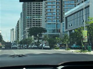 Bán gấp  cặp đất mặt tiền biển hồ nghinh  kề lô góc