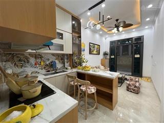 Hoàng mai  5 tầng  diện tích 25m  full nội thất  giá 6,2 tỷ