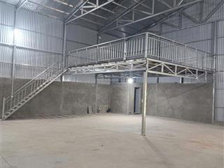 Chính chủ cho thuê kho xưởng 350m² long biên  giá rẻ, có pccc, xe tải vào.  0961 298 *** chính chủ
