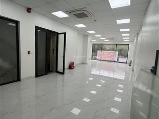 Cần cho thuê liền kề him lam vạn phúc 7 tầng đã hoàn thiện cơ bản. phù hợp cho công ty, trung tâm